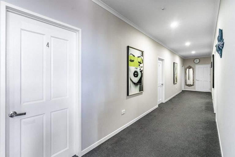 Photo of property in 71 Hokonui Drive, Gore, 9710