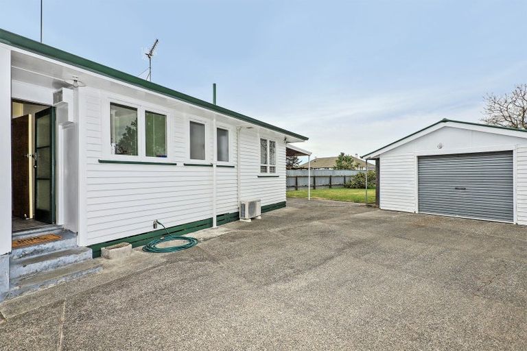 Photo of property in 40 Oldham Avenue, Onekawa, Napier, 4110