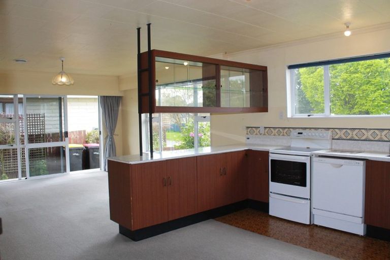 Photo of property in 19 Niddry Crescent, Winton, 9720