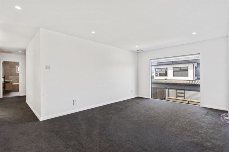 Photo of property in 65 Milano Boulevard, Karaka, Papakura, 2113