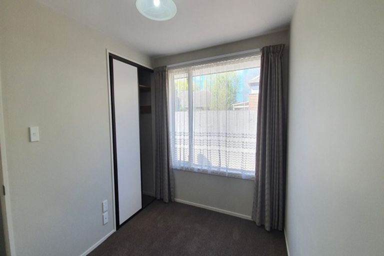 Photo of property in 2/19 Suva Street, Upper Riccarton, Christchurch, 8041