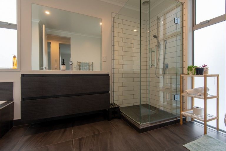 Photo of property in 21 Whakapono Avenue, Baverstock, Hamilton, 3200