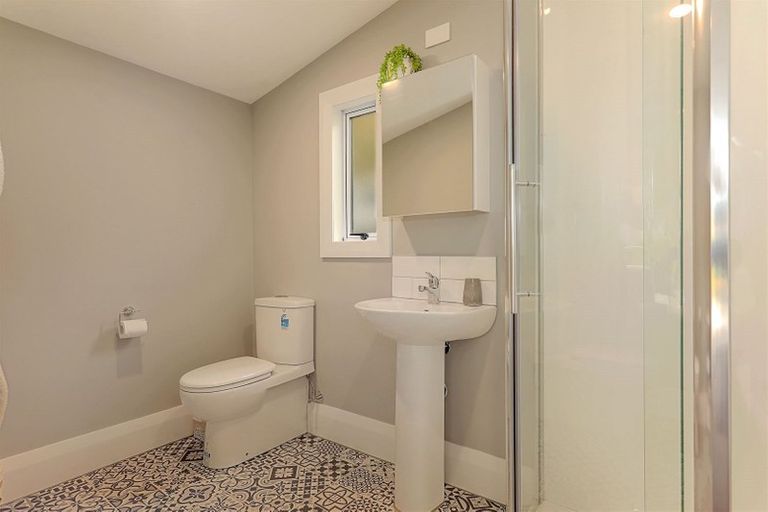 Photo of property in 55 Woodville Street, Edgeware, Christchurch, 8013