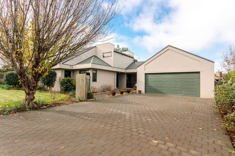 Photo of property in 24 Ruahine Street, Dannevirke, 4930