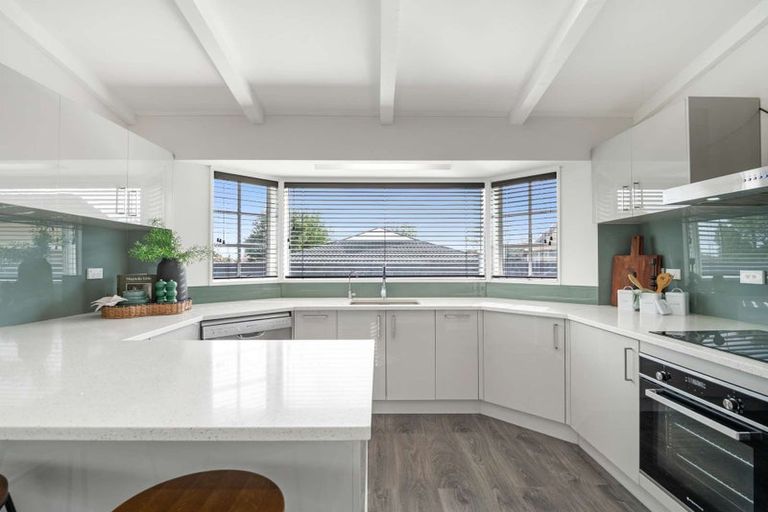 Photo of property in 169 Cameron Road, Te Puke, 3119