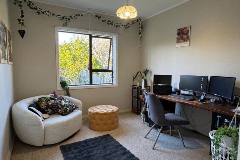 Photo of property in 48 Te Mata Road, Havelock North, 4130