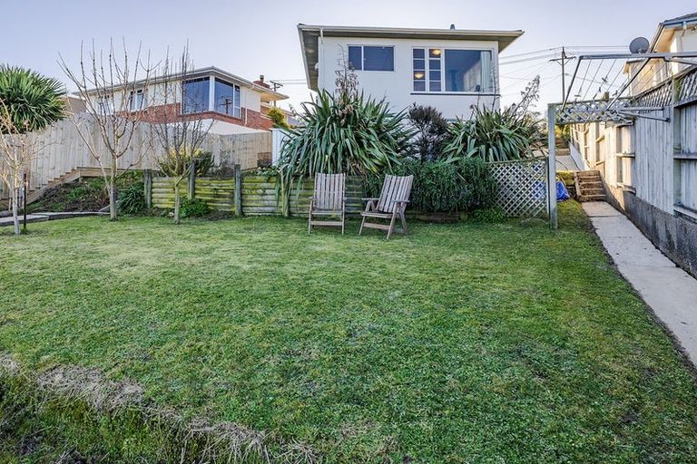 Photo of property in 151 Easther Crescent, Kew, Dunedin, 9012