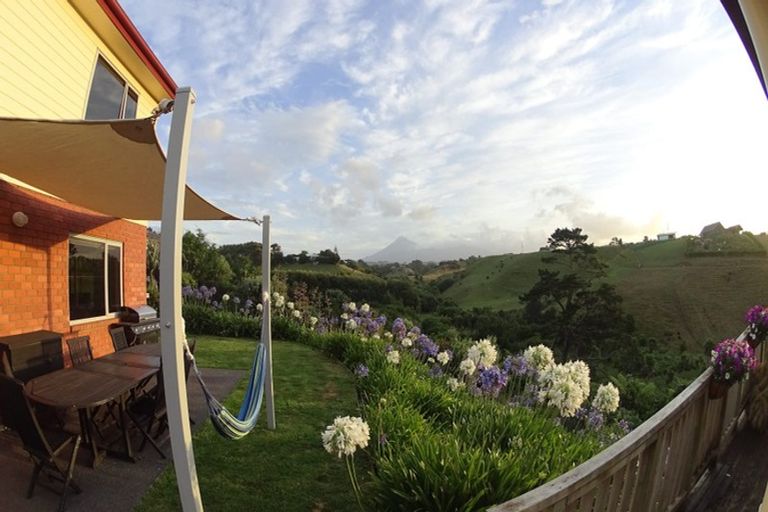 Photo of property in 40 Hobart Drive, Spotswood, New Plymouth, 4310