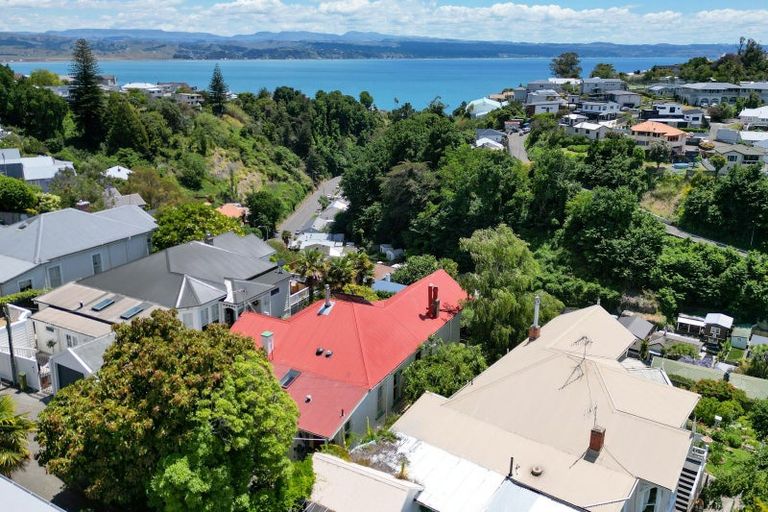 Photo of property in 7 Lincoln Road, Bluff Hill, Napier, 4110