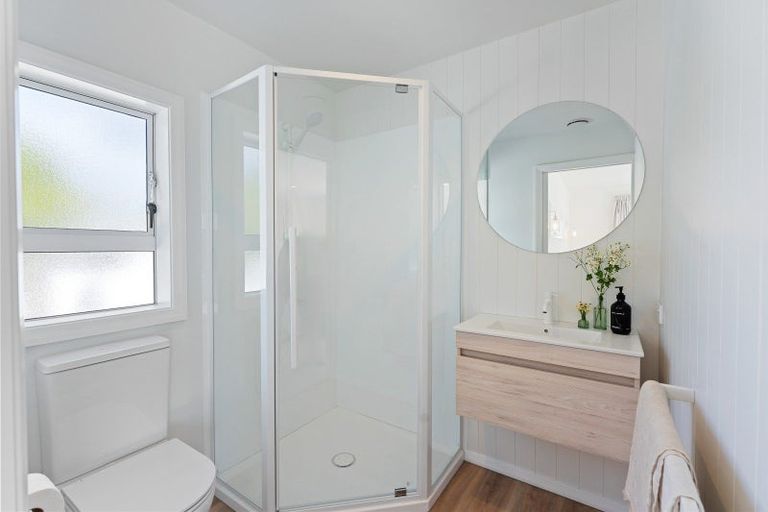 Photo of property in 4a Huia Road, Raumati Beach, Paraparaumu, 5032