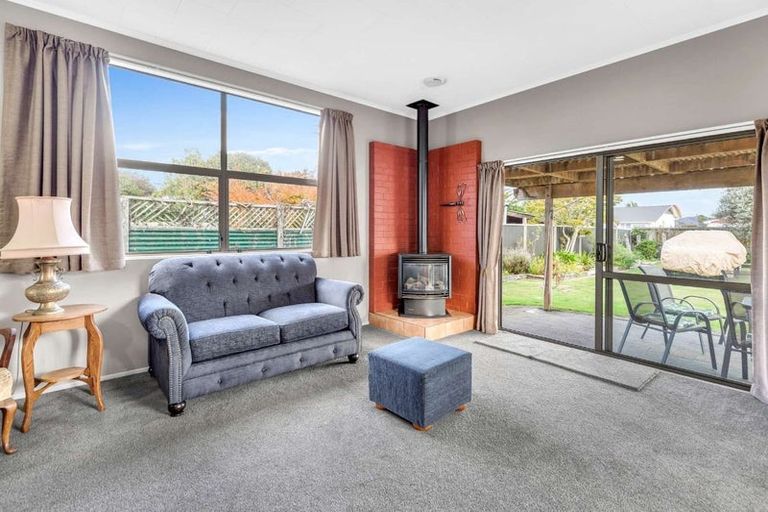 Photo of property in 87 Queen Street West, Levin, 5510