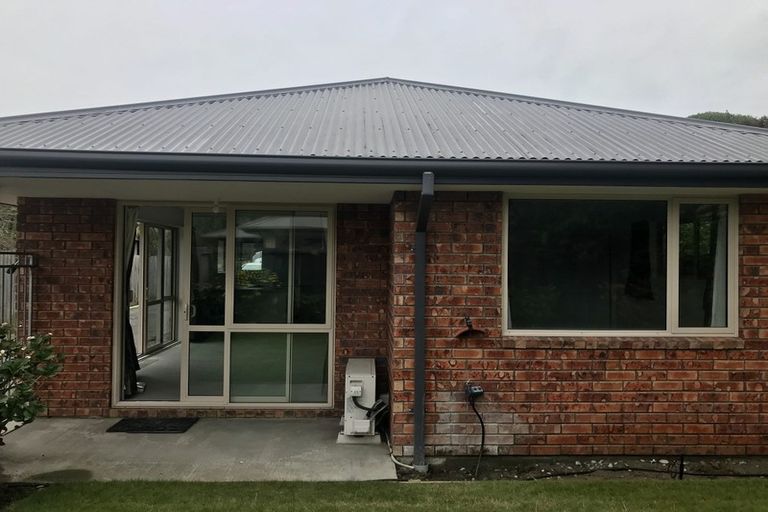 Photo of property in 296b Keyes Road, New Brighton, Christchurch, 8083