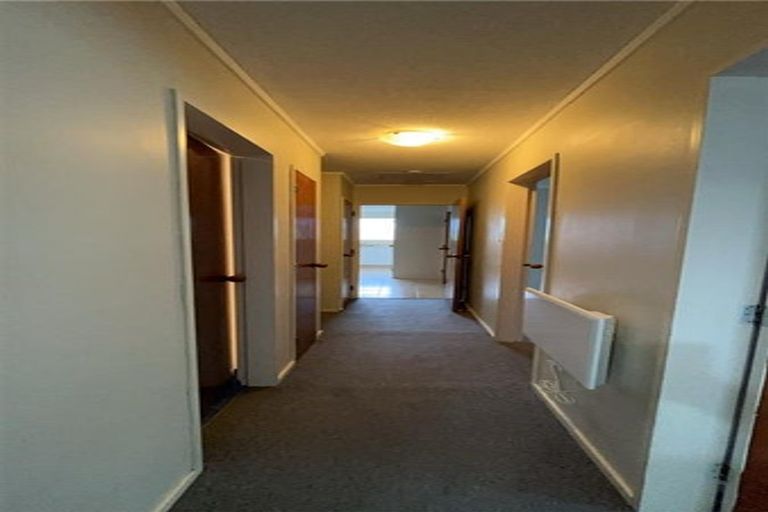 Photo of property in 42 Viewmont Drive, Harbour View, Lower Hutt, 5010