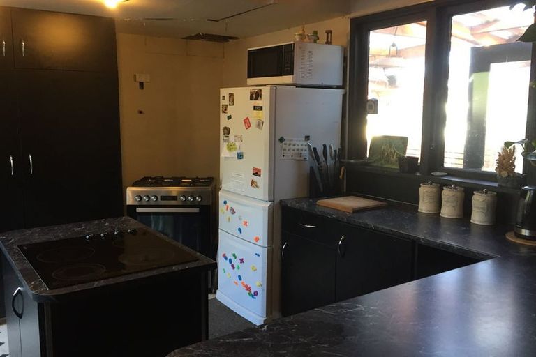 Photo of property in 220 Main Road, Waikouaiti, 9510