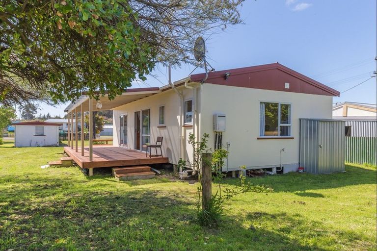 Photo of property in 61 Koputara Road, Himatangi Beach, Foxton, 4891