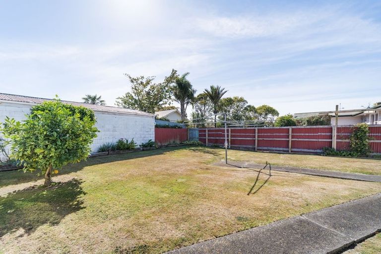 Photo of property in 145 Tremaine Avenue, Westbrook, Palmerston North, 4412