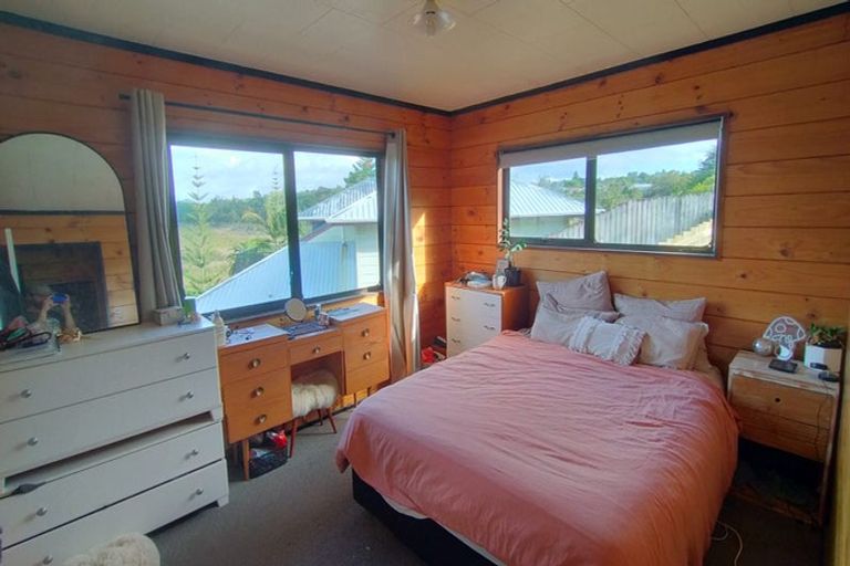 Photo of property in 50 Raumati Crescent, Onerahi, Whangarei, 0110