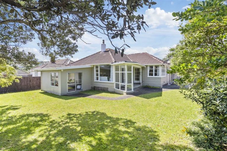 Photo of property in 7 Kura Street, Titahi Bay, Porirua, 5022