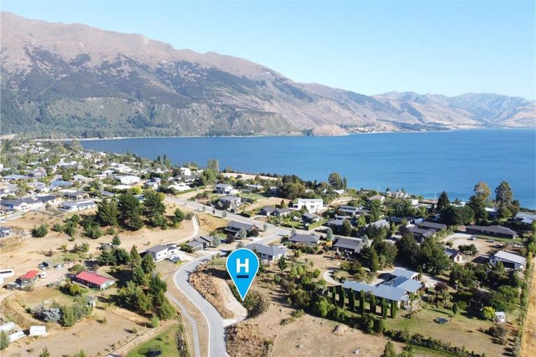Photo of property in 5 Skylark Place, Lake Hawea, 9382