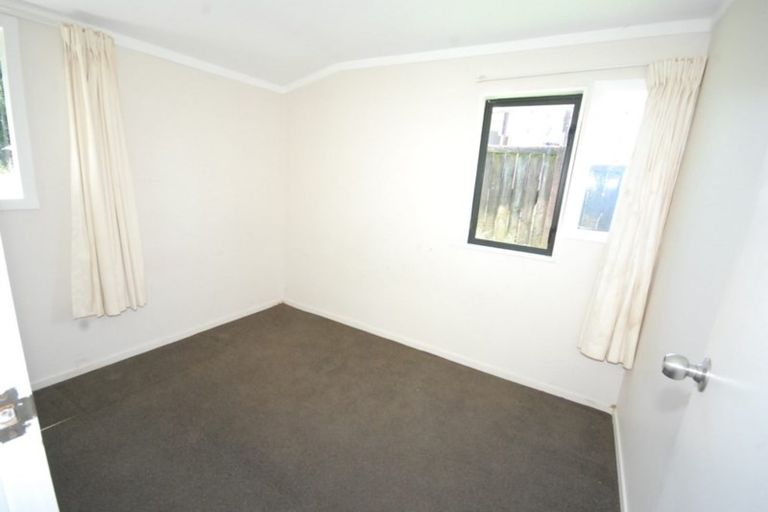 Photo of property in 6 Siska Place, Wattle Downs, Auckland, 2103