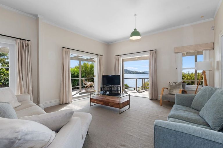 Photo of property in 122 Beach Road, Onerahi, Whangarei, 0110