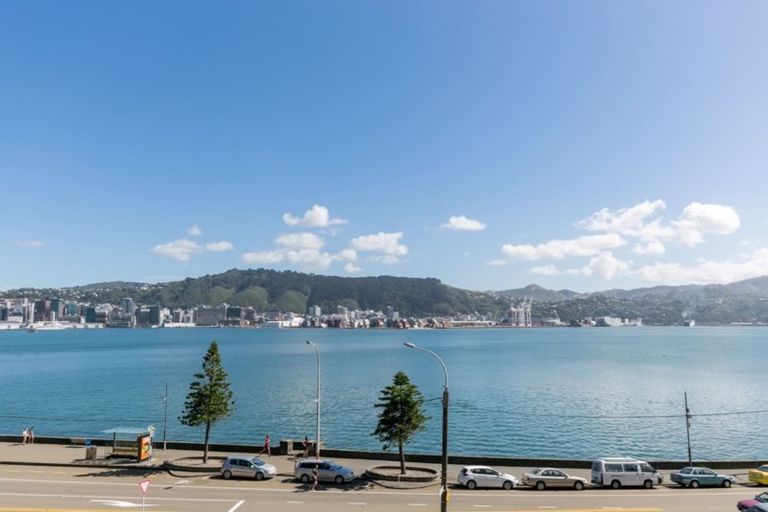 Photo of property in The Capital, 11/370 Oriental Parade, Oriental Bay, Wellington, 6011