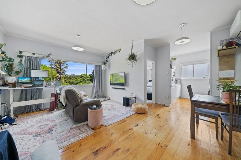 Photo of property in 71f Randwick Crescent, Moera, Lower Hutt, 5010