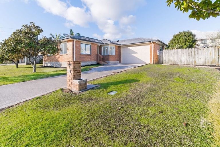 Photo of property in 16 Eastland Road, Flat Bush, Auckland, 2019