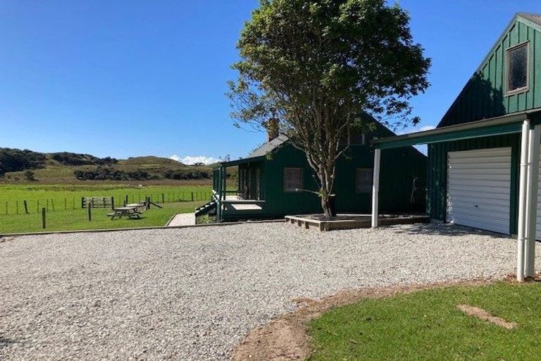 Photo of property in 570 Rahuikiri Road, Tomarata, Wellsford, 0974