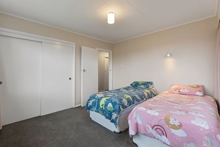 Photo of property in 4 Edwards Place, Terrace End, Palmerston North, 4410