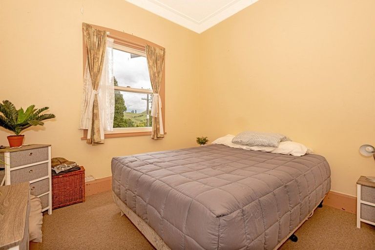 Photo of property in 2 School Road, Tiniroto, Manutuke, 4078