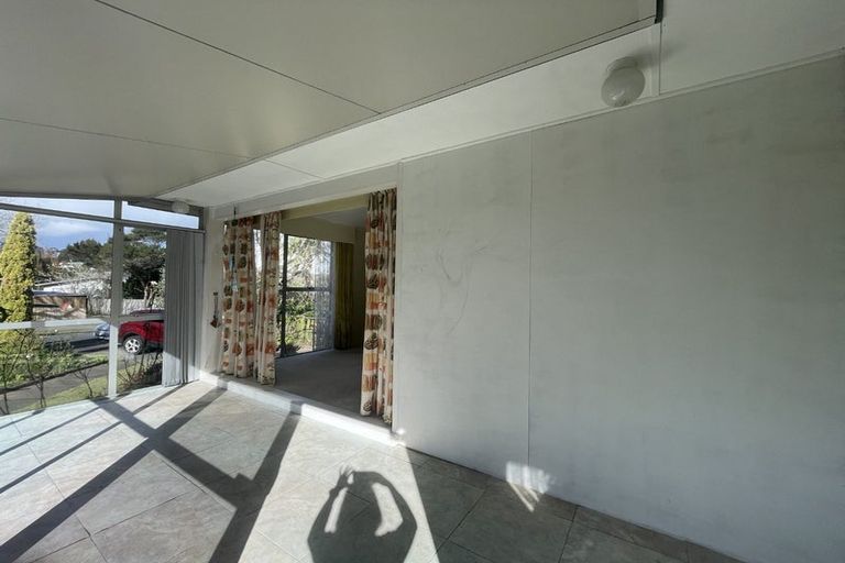 Photo of property in 5 Kapiti Place, Sunnynook, Auckland, 0620