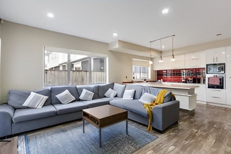 Photo of property in 10 Puoro Street, Flat Bush, Auckland, 2019