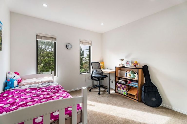 Photo of property in 7/7 The Avenue, Albany, Auckland, 0632
