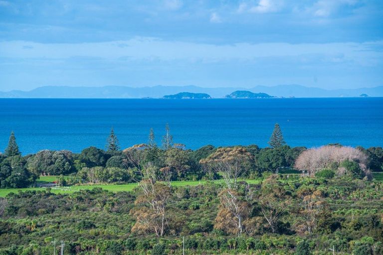 Photo of property in 15 Ridgelea Road, Long Bay, 0792