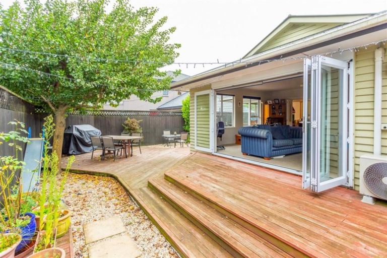 Photo of property in 60 Bevington Street, Avonhead, Christchurch, 8042