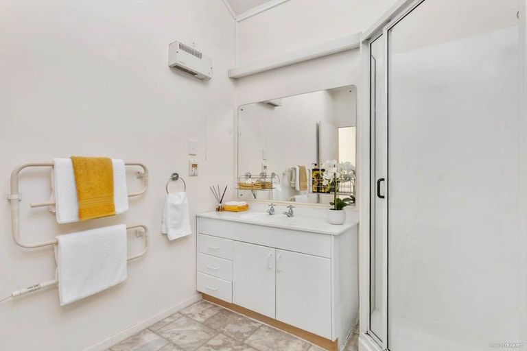 Photo of property in 2/41 Byron Avenue, Takapuna, Auckland, 0622