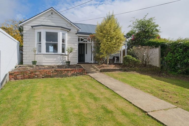 Photo of property in 37 Falkland Street, Maori Hill, Dunedin, 9010