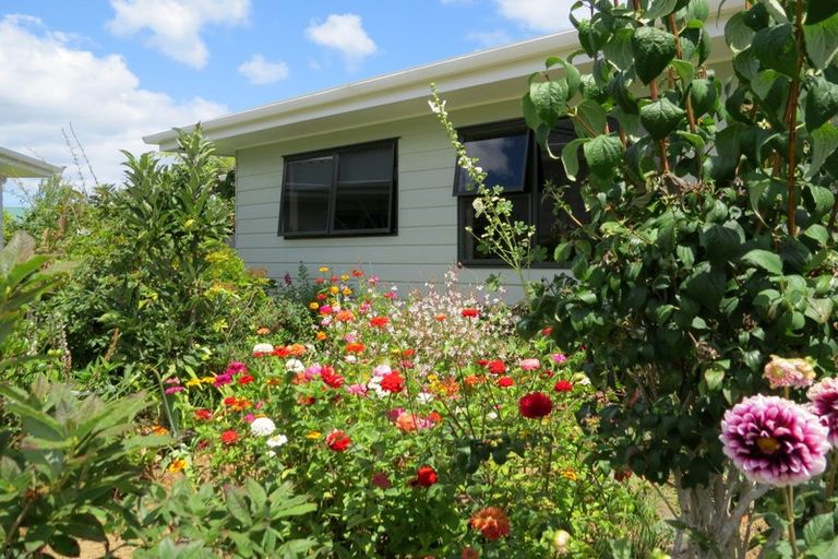 Photo of property in 3 Allman Drive, Coromandel, 3506