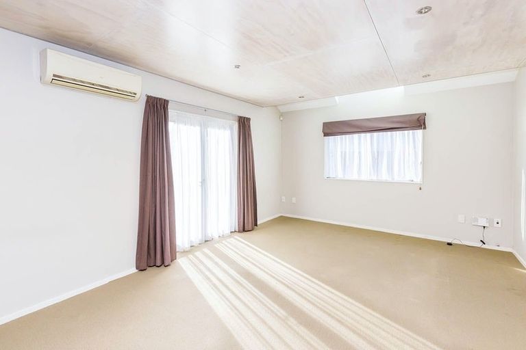 Photo of property in 869b High Street, Boulcott, Lower Hutt, 5011