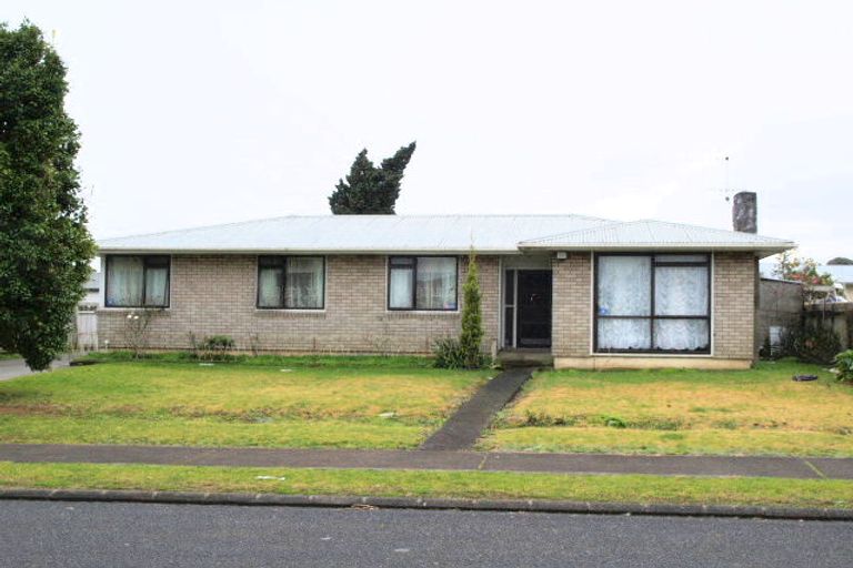 Photo of property in 3 Quennell Avenue, Favona, Auckland, 2024
