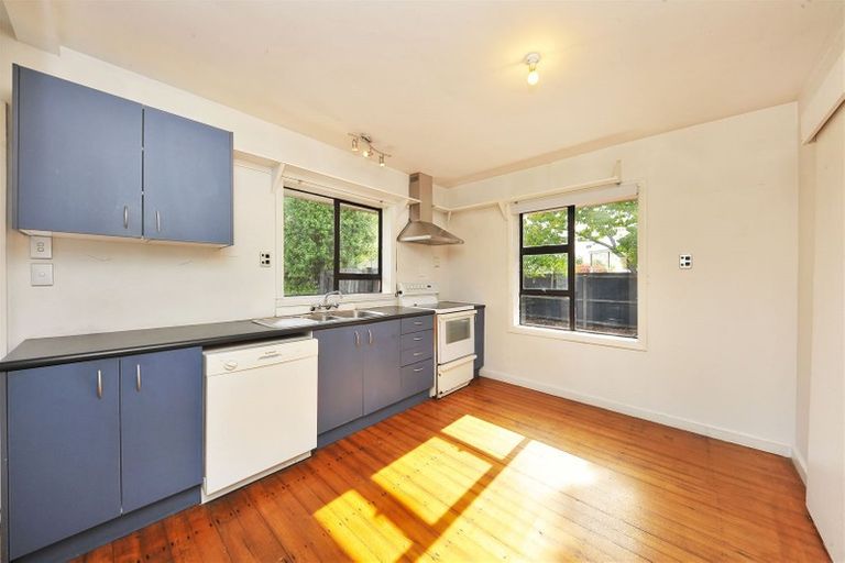 Photo of property in 157 Langdons Road, Northcote, Christchurch, 8052