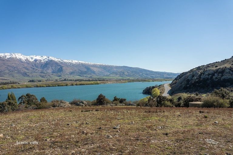 Photo of property in 38 Lakefront Terrace, Northburn, Cromwell, 9383