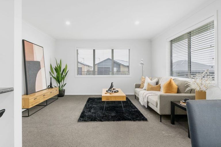 Photo of property in 14 Faber Place, Rototuna North, Hamilton, 3210