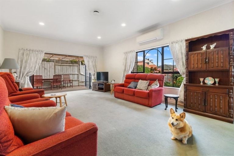 Photo of property in 11 Kopu Drive, Pyes Pa, Tauranga, 3112