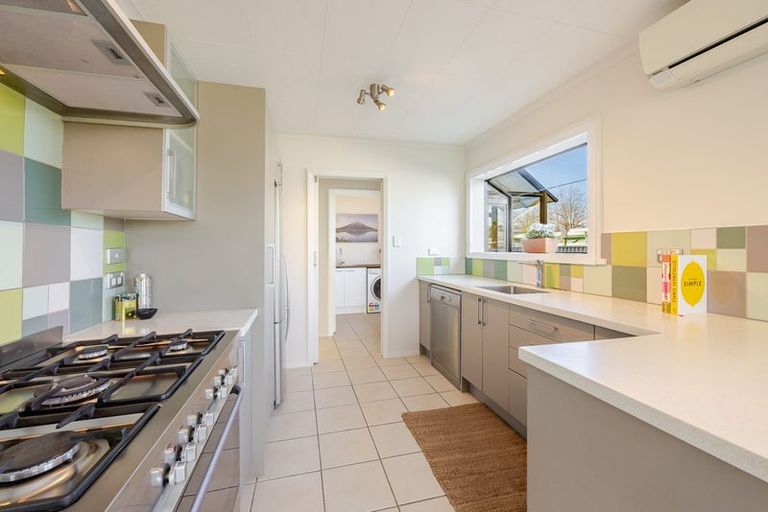 Photo of property in 57 Norwich Crescent, Tamatea, Napier, 4112
