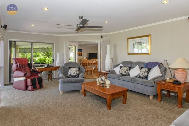 Photo of property in 123 Eskridge Drive, Eskdale, Napier, 4182