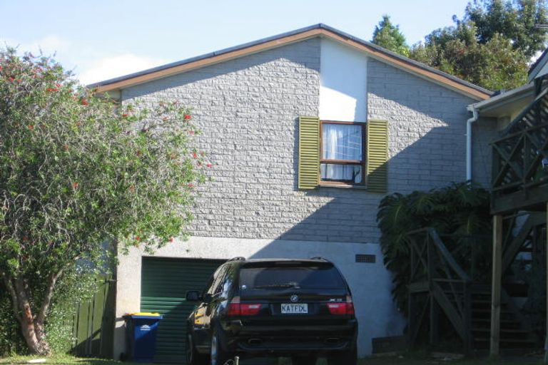 Photo of property in 1/9 Redwing Street, Browns Bay, Auckland, 0630