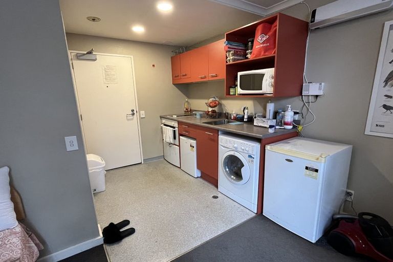 Photo of property in Aitken Street Apartments, 208/5 Aitken Street, Thorndon, Wellington, 6011