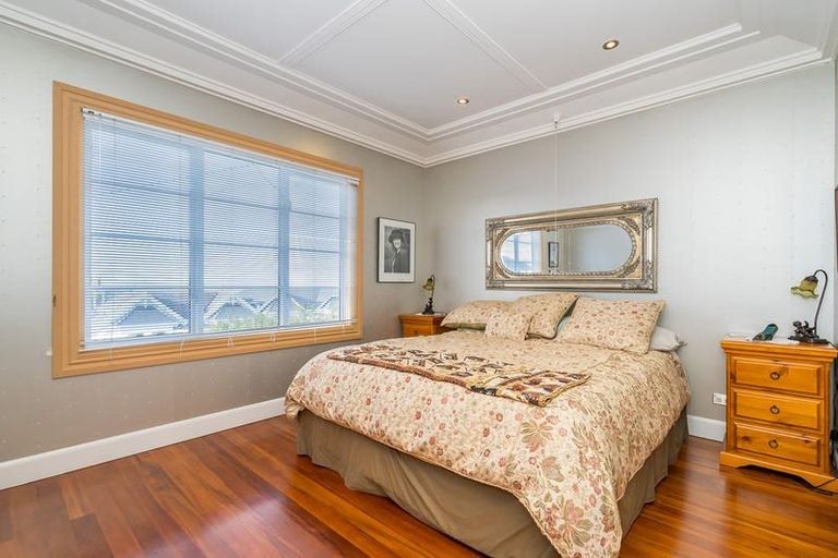 Photo of property in 335 Highgate, Roslyn, Dunedin, 9010